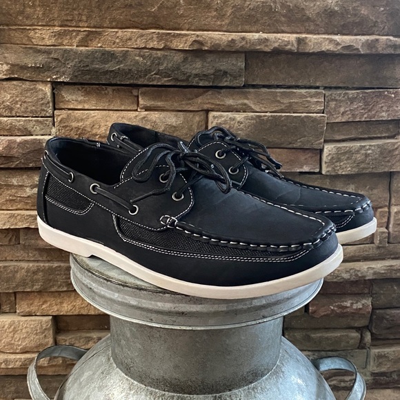 Men's Black Boat Shoes - Picture 1 of 5